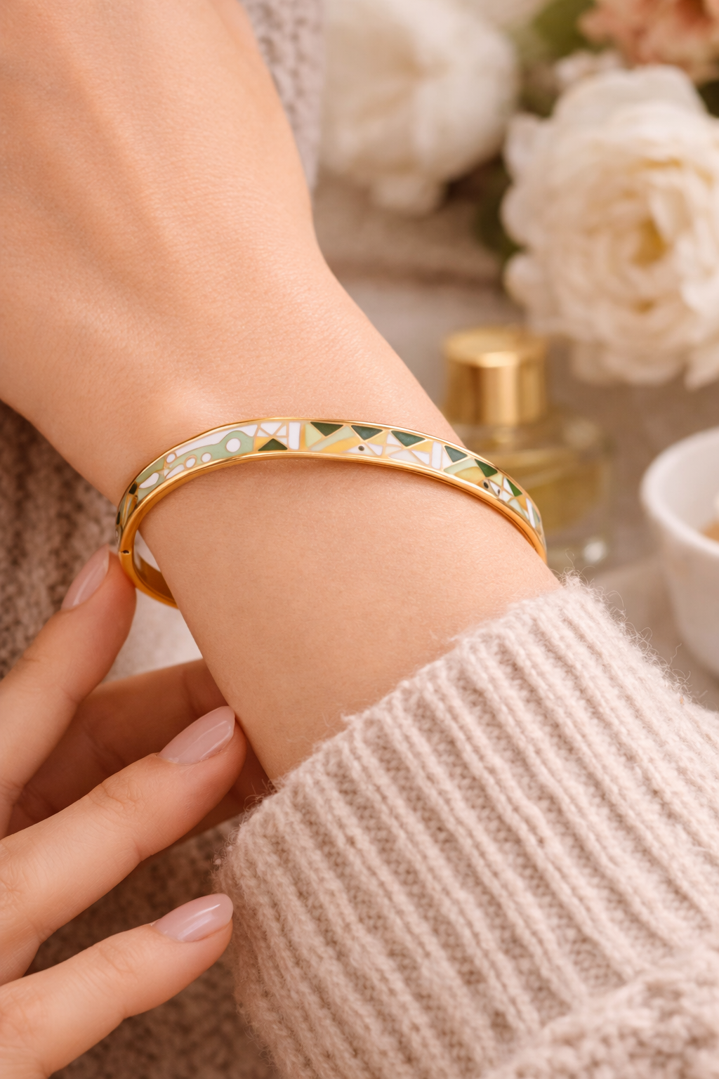 Verde Charm Enamel Bangle