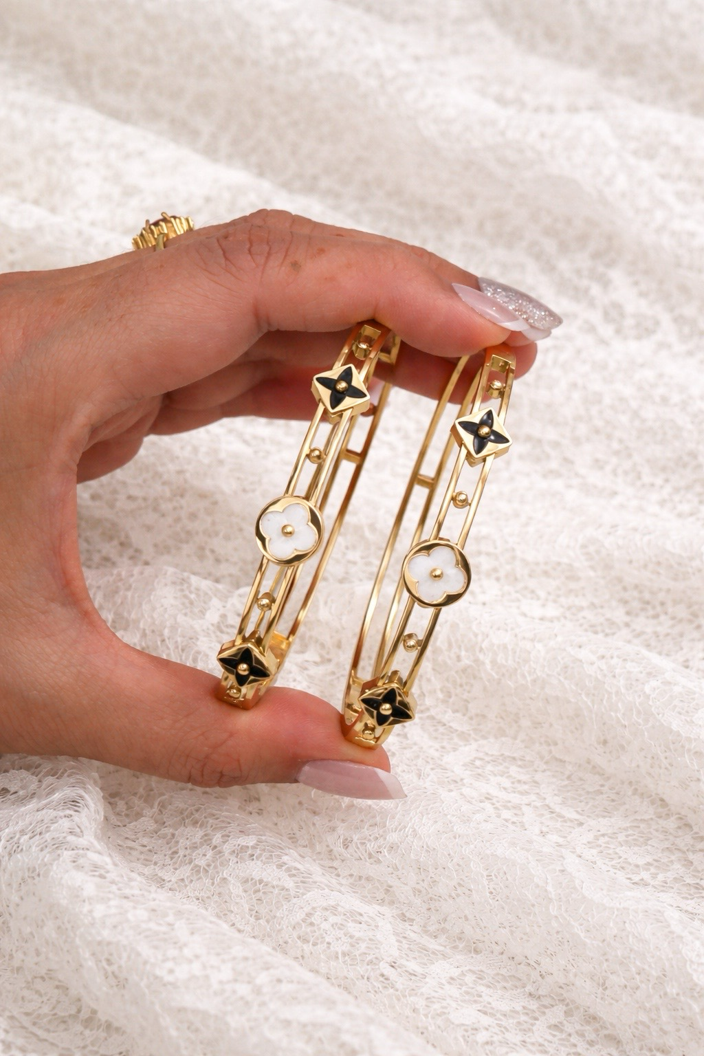 Noir Blossom Enamel Bangle